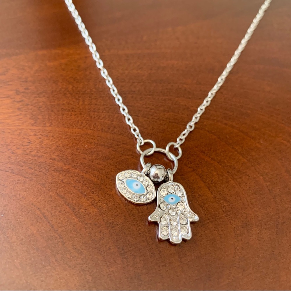 Good luck Hamsa hand pendant evil eye Necklace